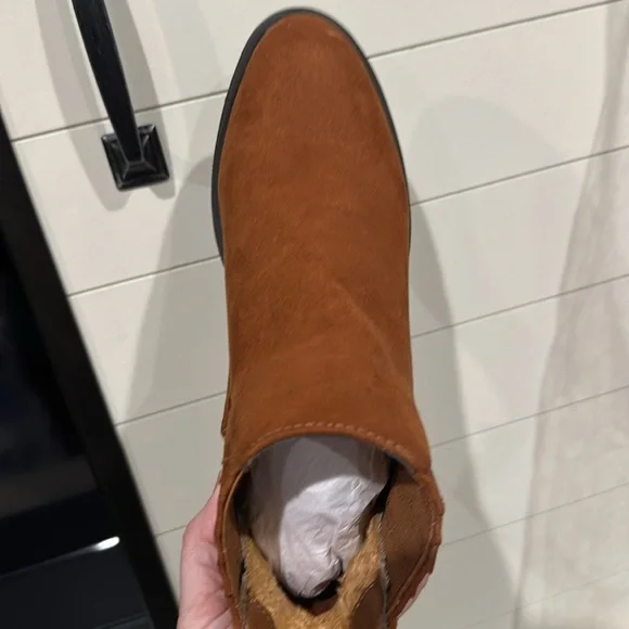 NWT in box faux fur booties. Size 5.5. Brand Bamboo. - Picture 4 of 5